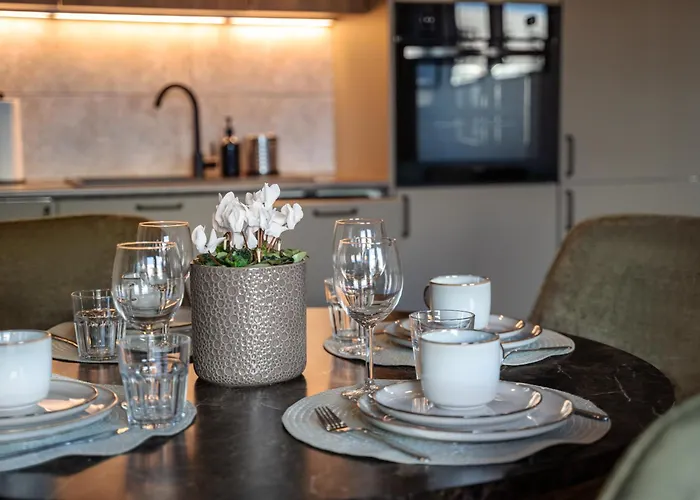 Poznan Jezyk-Exclusive Apartment Free Parking